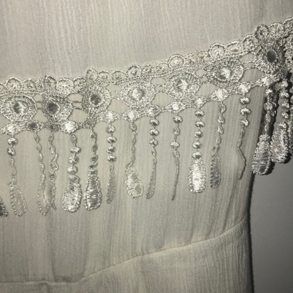 Poof ivory romper - Picture 4 of 5